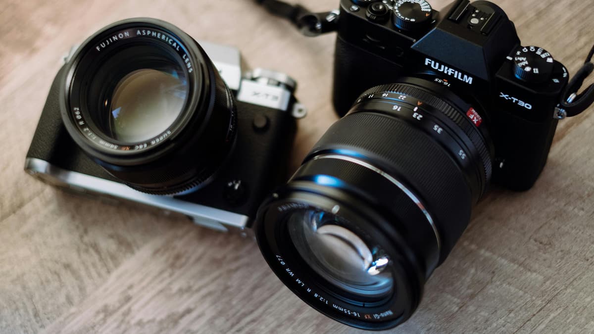 The Latest Tech: The Top 6 Electronics Retailers