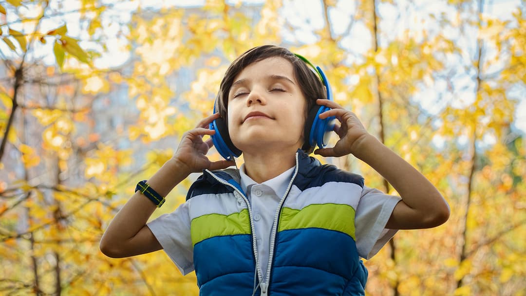 The Top 6 Music Streaming Apps to Rock Out to Your Favorite Songs