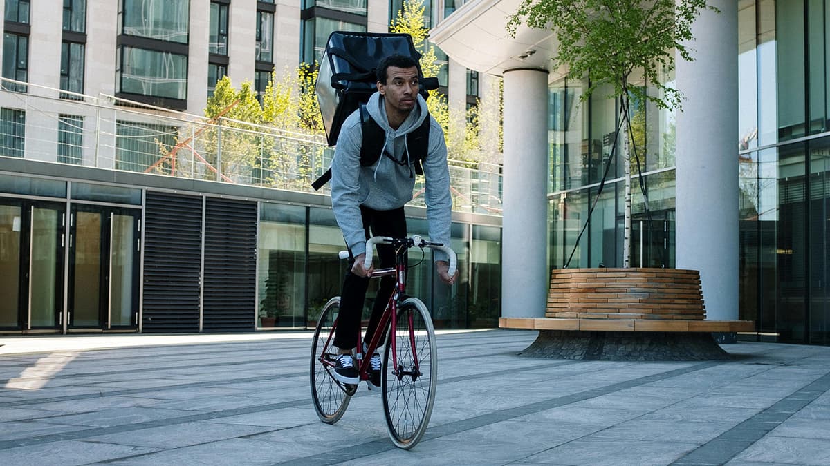 Restaurants at Your Doorstep: The Top 6 Food Delivery Apps