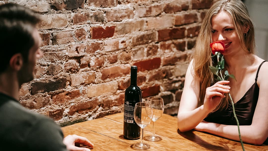 The Top 6 Apps to Plan the Perfect Date Night