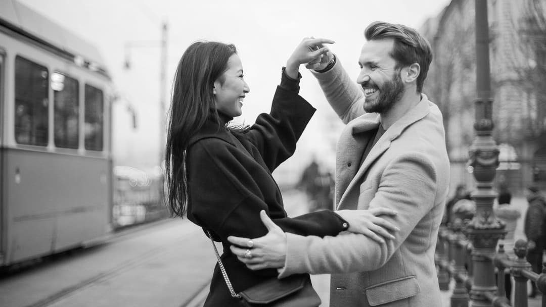 The Top 6 Apps to Plan the Perfect Date Night