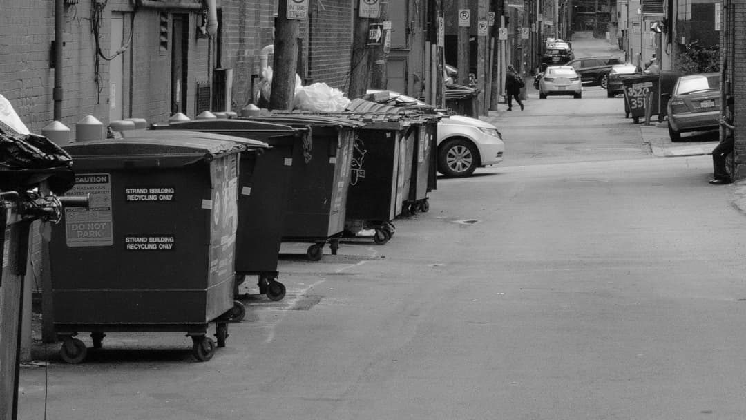 The Top 6 Junk Removal Services to Clean Out Your Home or Office