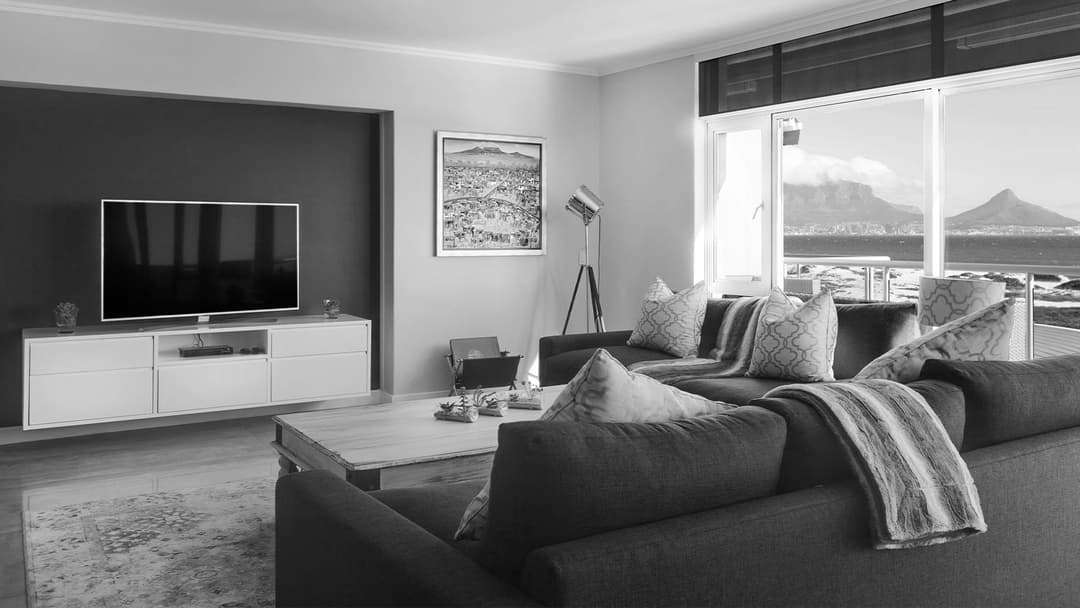 The Top 6 Home Goods Websites to Decorate Your Space in Style